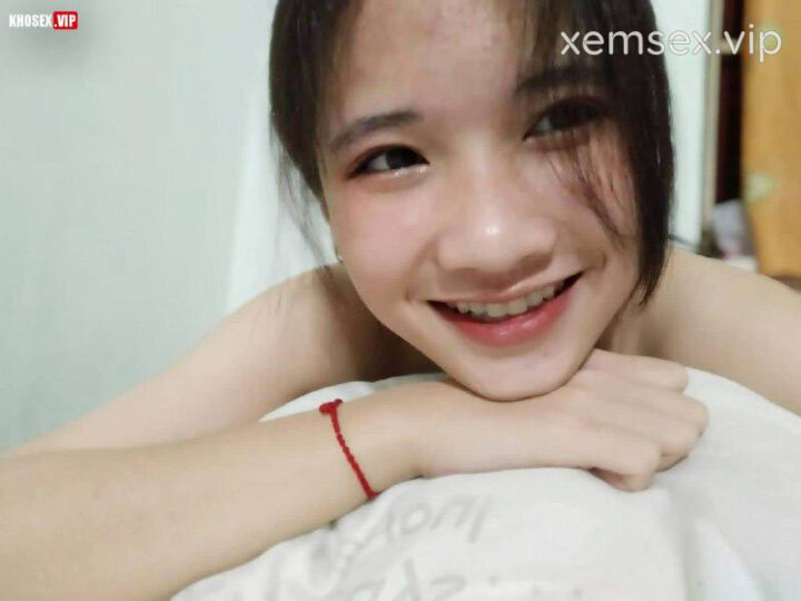 Ảnh 16 của Lộ clip sex em gái xinh bị người yêu chịch rung cả giường (Full Clip + Pic) – Phần 1